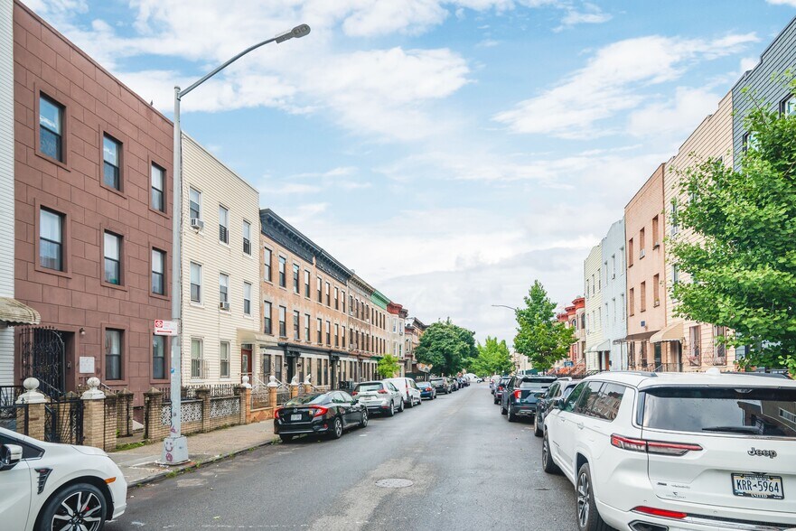 More Photos Of 230 Schaefer St, Brooklyn Apartments For Sale