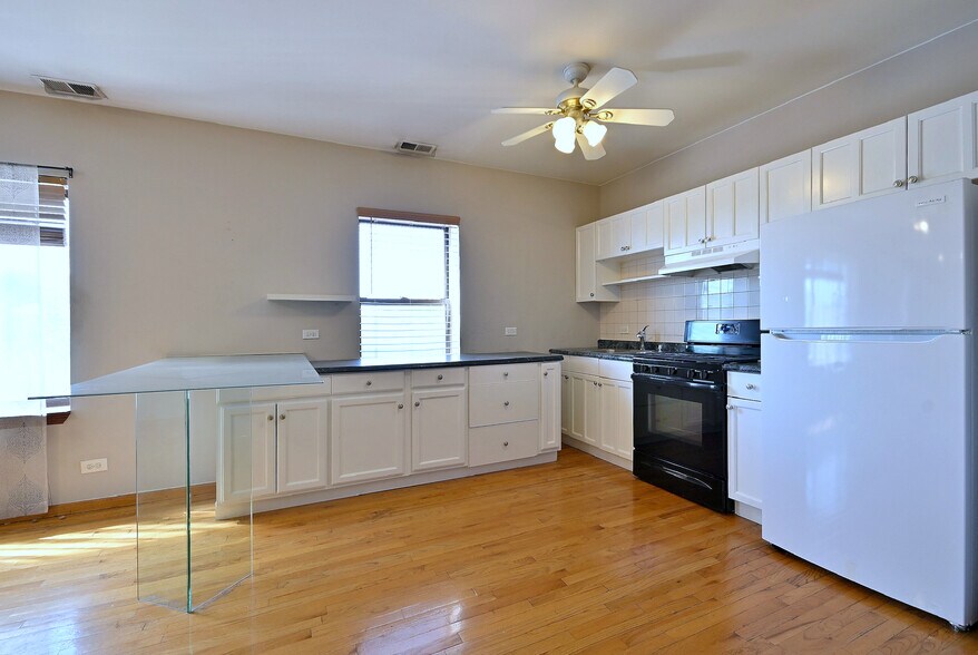 More Photos Of 6744-6756 W Belmont Ave, Chicago Storefront Retail Residential For Sale