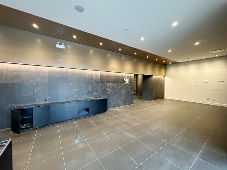 More Photos Of 2150-2152 Douglas Rd, Burnaby Flex For Lease