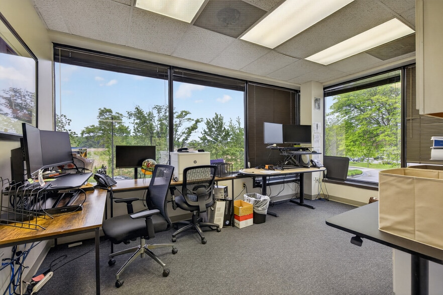 More Photos Of 330 Borthwick Ave, Portsmouth Medical For Sale