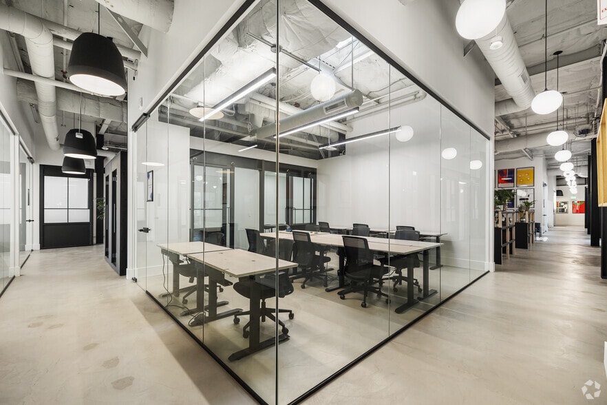 More Photos Of 17190 Bernardo Center Dr, San Diego Coworking Space