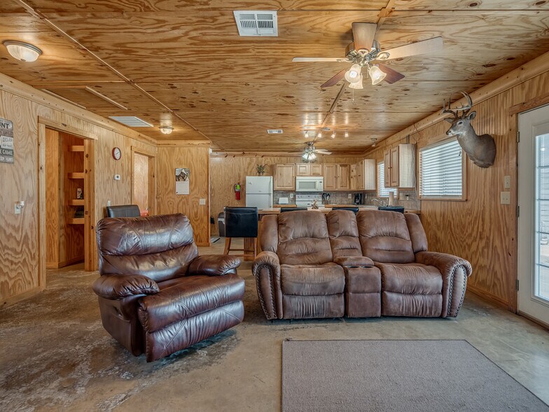 More Photos Of 341070 E 890 Rd, Chandler Lodge Meeting Hall For Sale