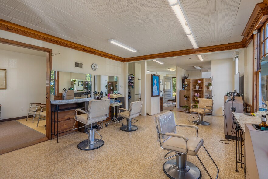 More Photos Of ,  Unknown For Sale