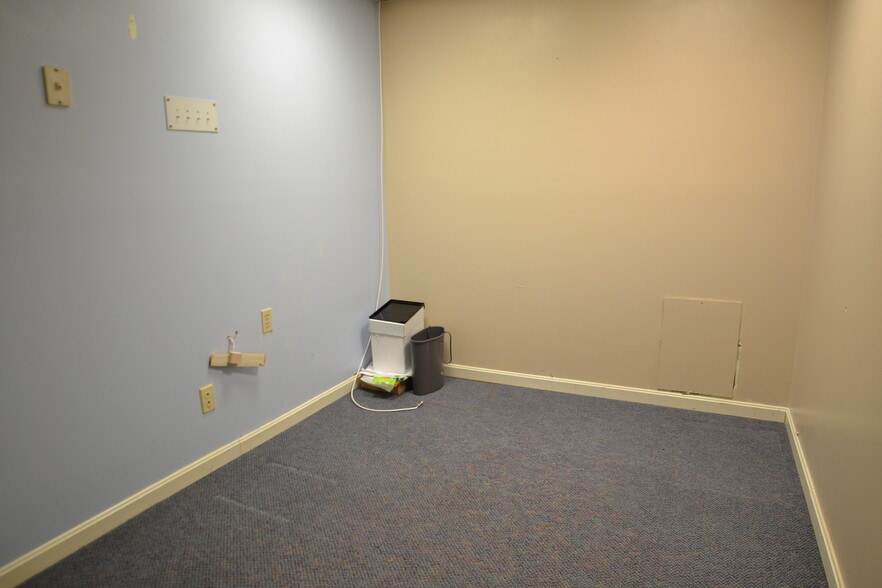 More Photos Of 1312 C St, Waynesboro Religious Facility For Sale