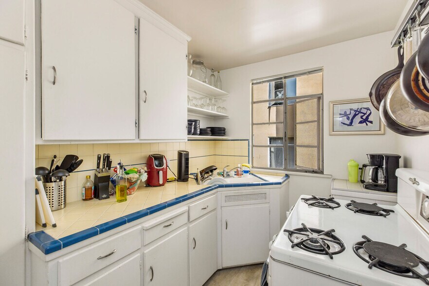 More Photos Of 1425 N Hayworth Ave, West Hollywood Multifamily For Sale