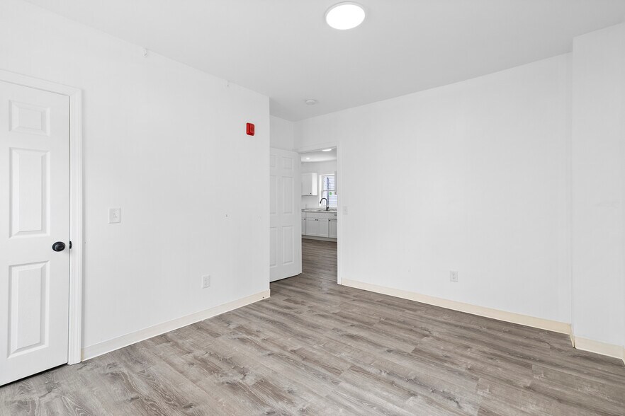 More Photos Of 116 Foundry St, Central Falls Apartments For Sale