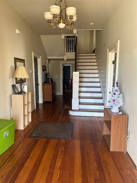 More Photos Of 320 Oakland Ave, Rock Hill Office For Sale