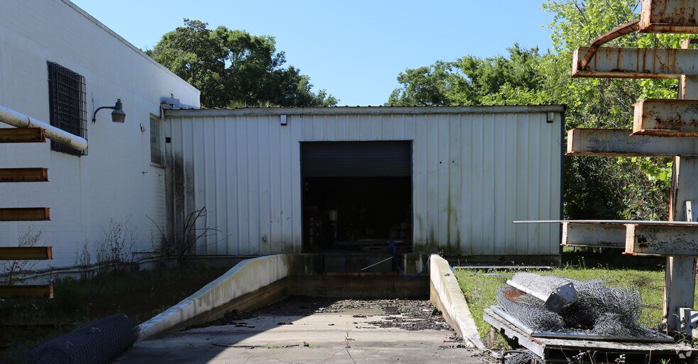 More Photos Of 820 Barnett St, Jacksonville Warehouse For Sale