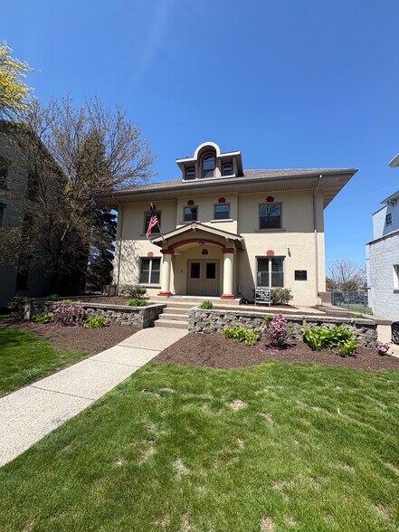 Primary Photo Of 246 W 6th St, Erie Office For Lease