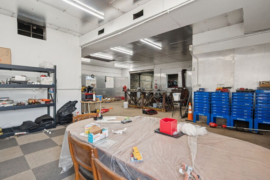 More Photos Of 10058 E Wilson Rd, Independence Manufacturing For Sale