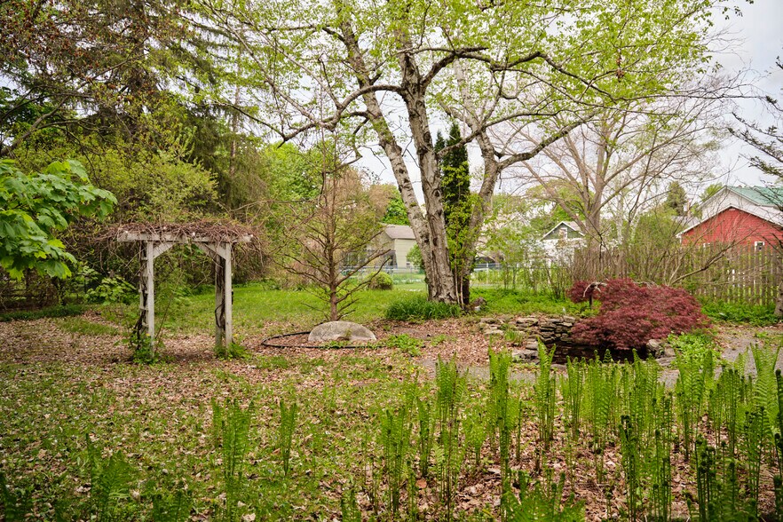 More Photos Of 267 Main St, Schoharie Hospitality For Sale