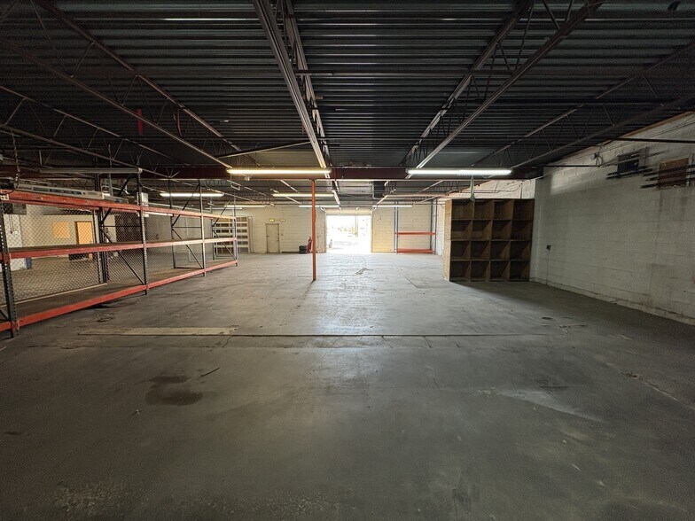 More Photos Of 4981 E 39th Ave, Denver Warehouse For Sale