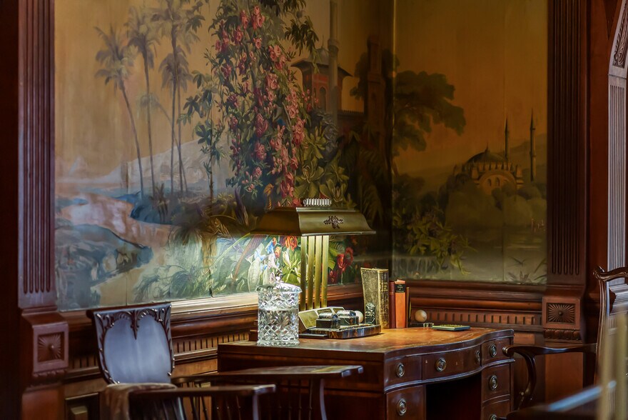 More Photos Of 809 Hall St, Saint Joseph Hospitality For Sale