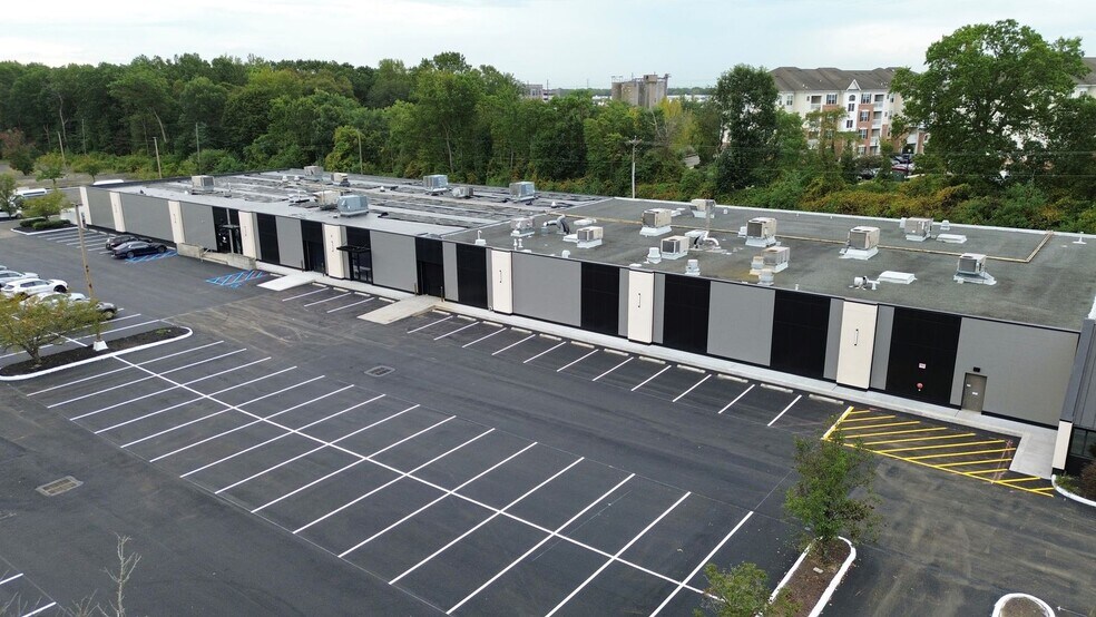 More Photos Of 1 Electronics Dr, Hamilton Light Manufacturing For Lease