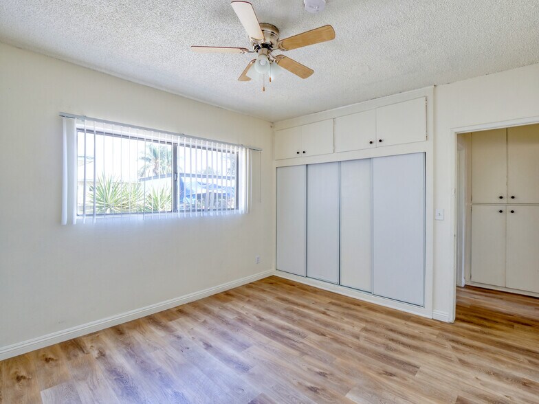 More Photos Of 8530 Sunland Blvd, Sun Valley Apartments For Sale