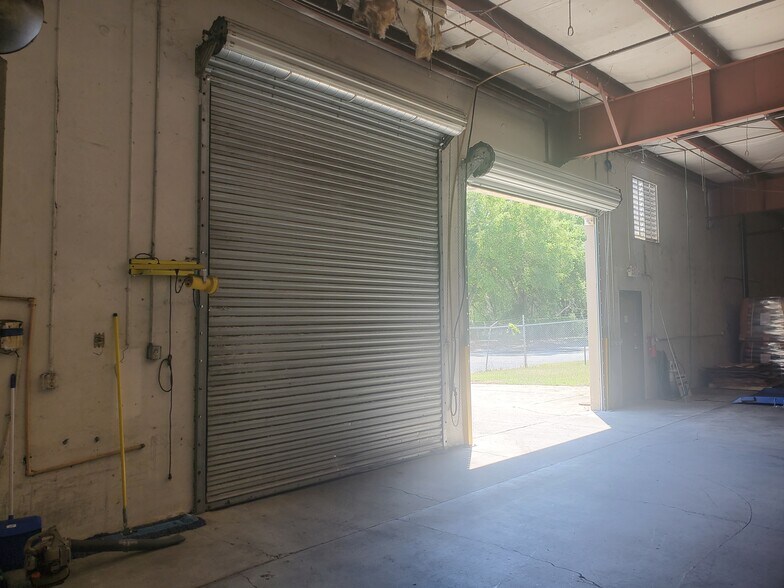More Photos Of 5500 SW 6th Pl, Ocala Manufacturing For Sale