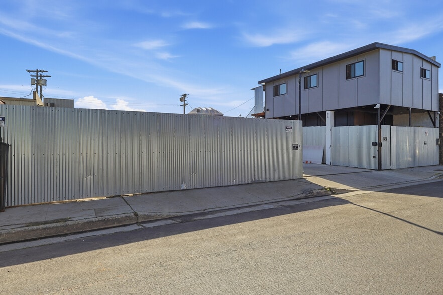 More Photos Of 1040 251st St, Harbor City Industrial For Sale