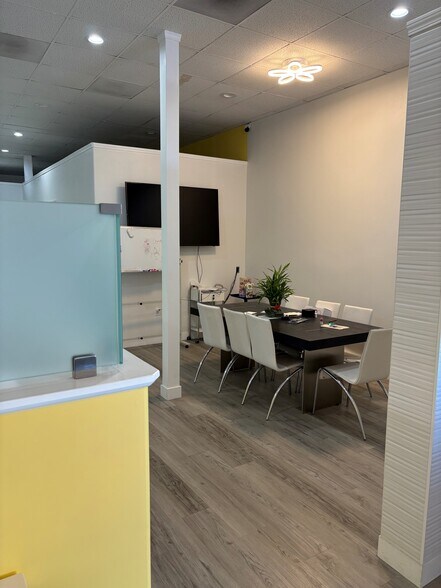 More Photos Of 1008-1010 Blossom Hill Rd, San Jose Unknown For Lease