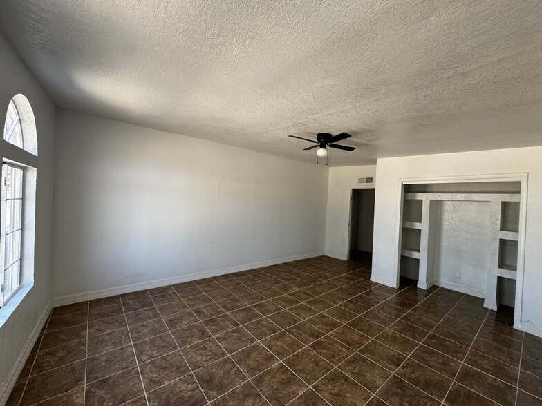 More Photos Of 11601 Valle Bajo Rd, Socorro Apartments For Sale