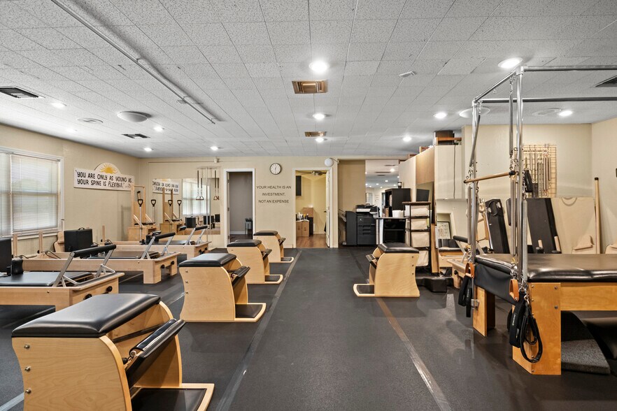 More Photos Of 1700 Dr. Martin Luther King, Jr. St N, Saint Petersburg Medical For Sale