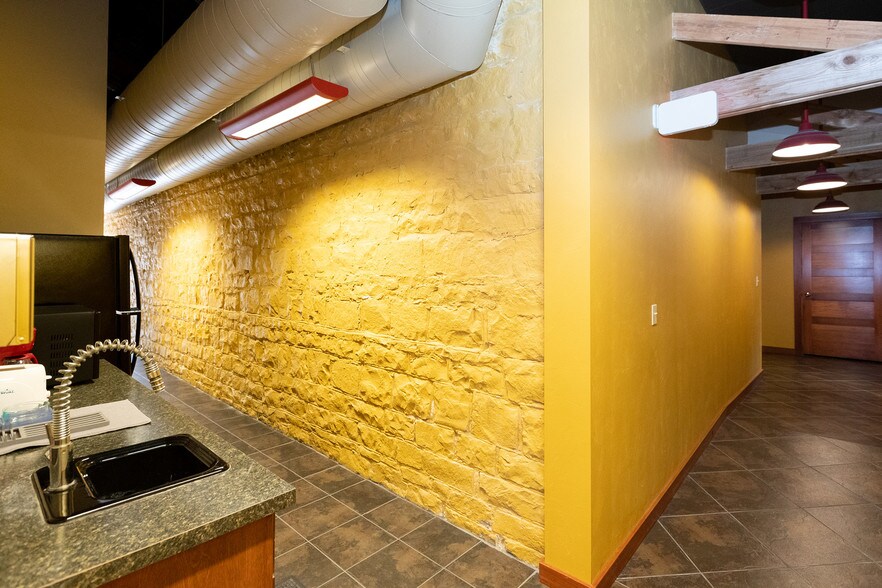 More Photos Of 101 N 4th Ave, Sturgeon Bay Office For Lease