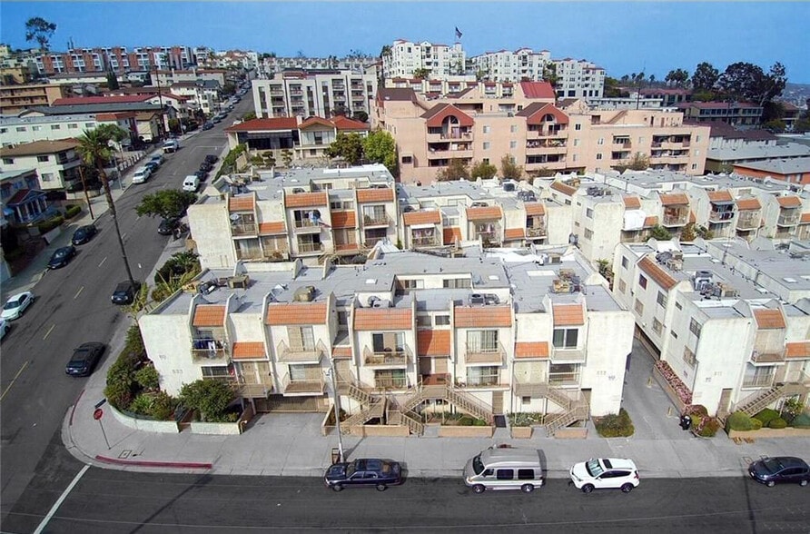 More Photos Of 933 New Depot St, Los Angeles Apartments For Sale