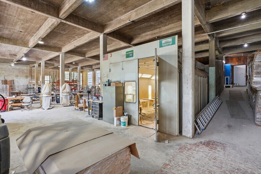 More Photos Of 765 E Washington St, Monticello Auto Repair For Sale
