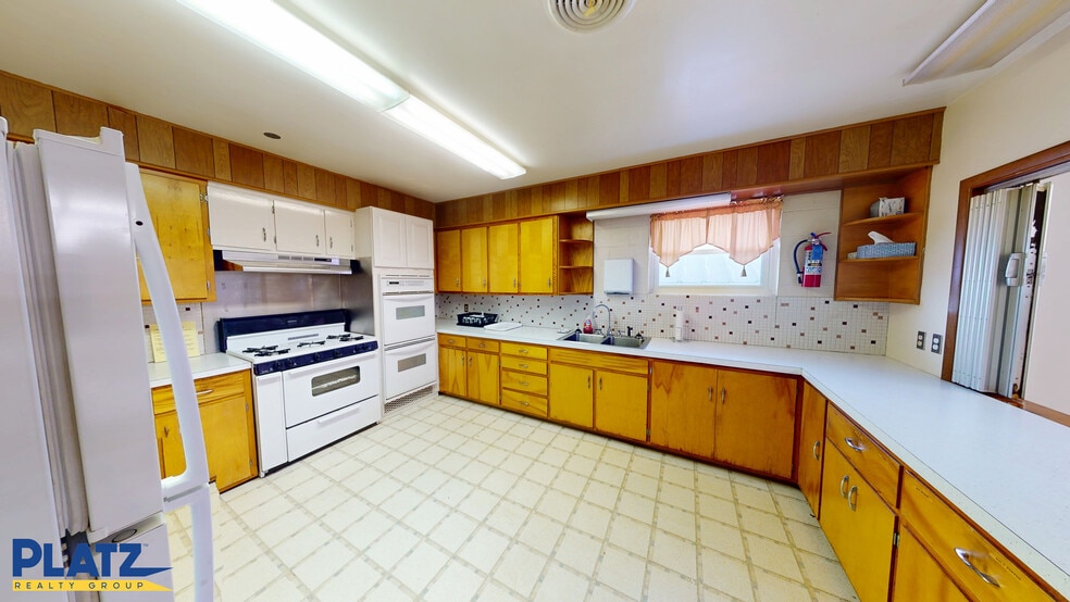 More Photos Of 701 N Four Mile Run Rd, Youngstown Religious Facility For Sale