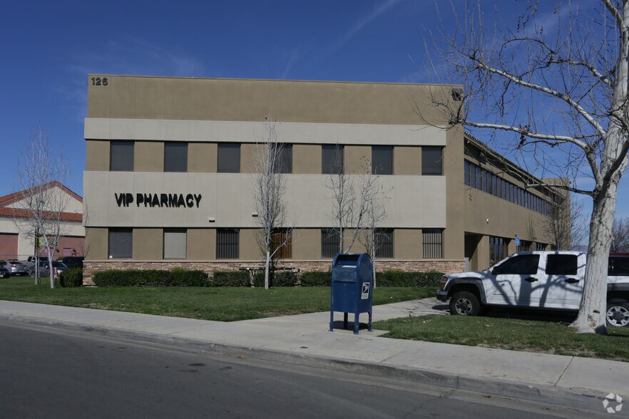 More Photos Of 126 Avocado Ave, Perris Medical For Lease