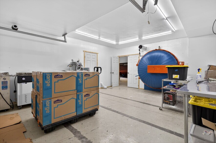 More Photos Of 8 State Route 31, Jordan Storefront Retail Office For Sale