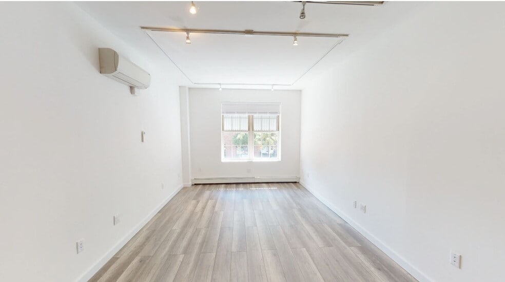 More Photos Of 30-34 Newark St, Hoboken Loft Creative Space For Lease