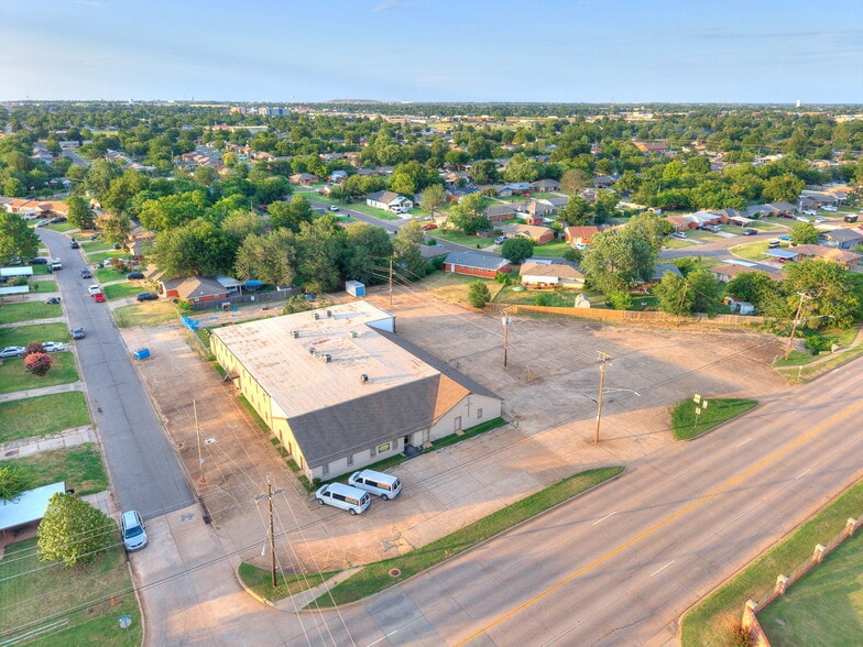 More Photos Of 809 SW 4th St, Moore Religious Facility For Sale