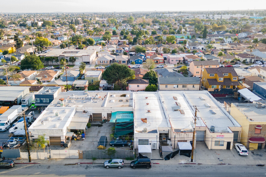 More Photos Of 3646 Fruitland Ave, Maywood Industrial For Sale
