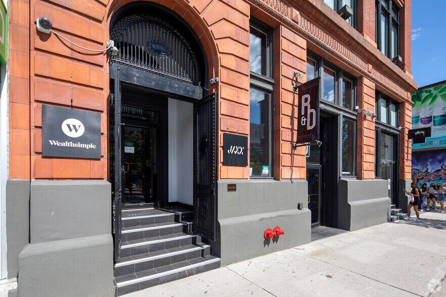 More Photos Of 241 Spadina Ave, Toronto Office For Lease