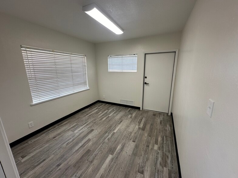 More Photos Of 2731 H St, Bakersfield Medical For Lease