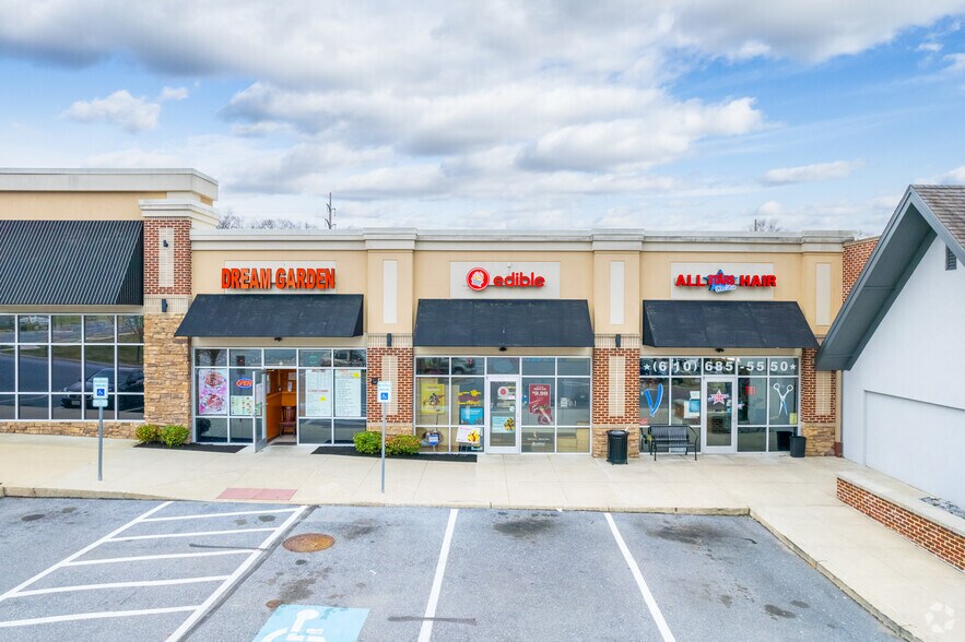 More Photos Of 3564 Penn Ave, Sinking Spring Unknown For Lease