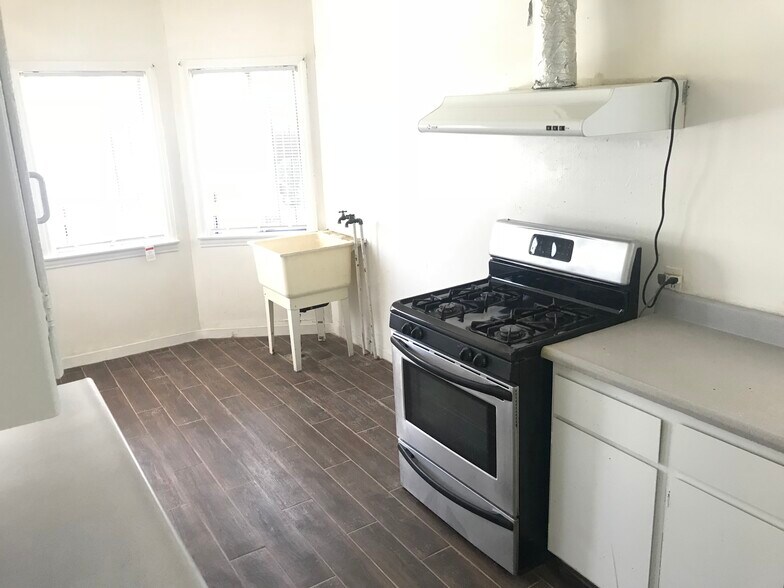 More Photos Of 330 W Bencamp St, San Gabriel Multifamily For Sale
