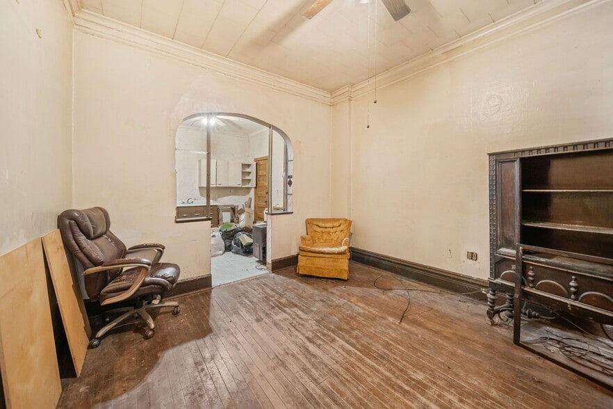 More Photos Of 2236 W 19th St, Chicago Apartments For Sale