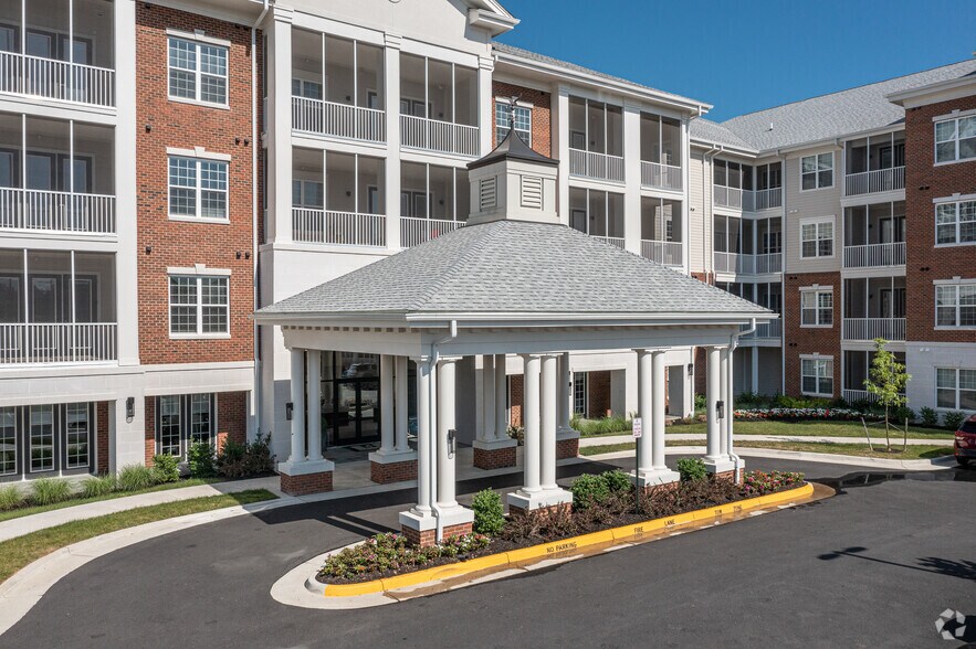 More Photos Of 2200 Carl D Silver Pky, Fredericksburg Apartments For Lease