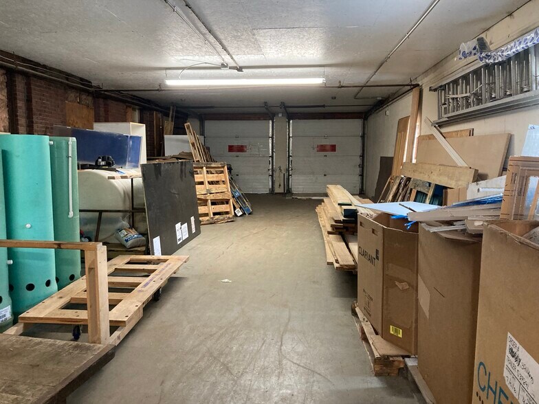 More Photos Of 22 Pearl St, Biddeford Warehouse For Lease
