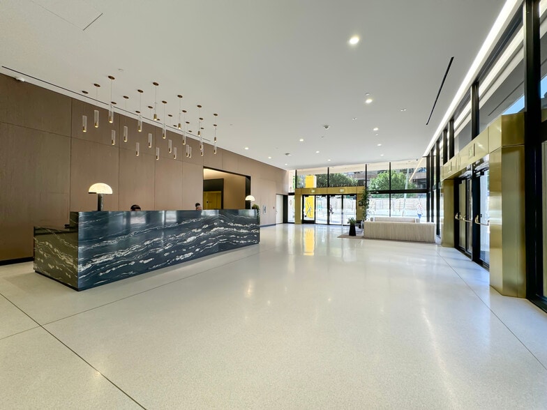 More Photos Of 5757 Wilshire Blvd, Los Angeles Office For Lease