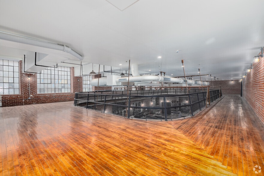 More Photos Of 220 S 47th St, Philadelphia Apartments For Lease