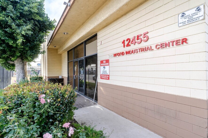 More Photos Of 12455 Branford St, Pacoima Warehouse For Sale