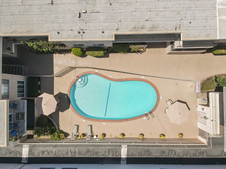 More Photos Of 3444 Emerald St, Torrance Apartments For Sale