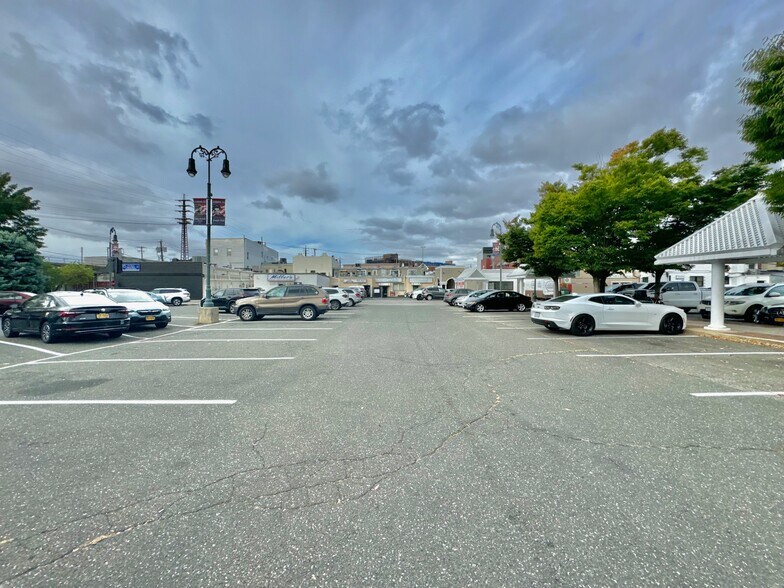 More Photos Of 32-38 Atlantic Ave, Lynbrook Office For Sale