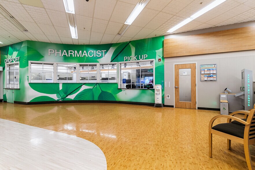 More Photos Of 3227 Northwest Ave, Bellingham Drugstore For Lease