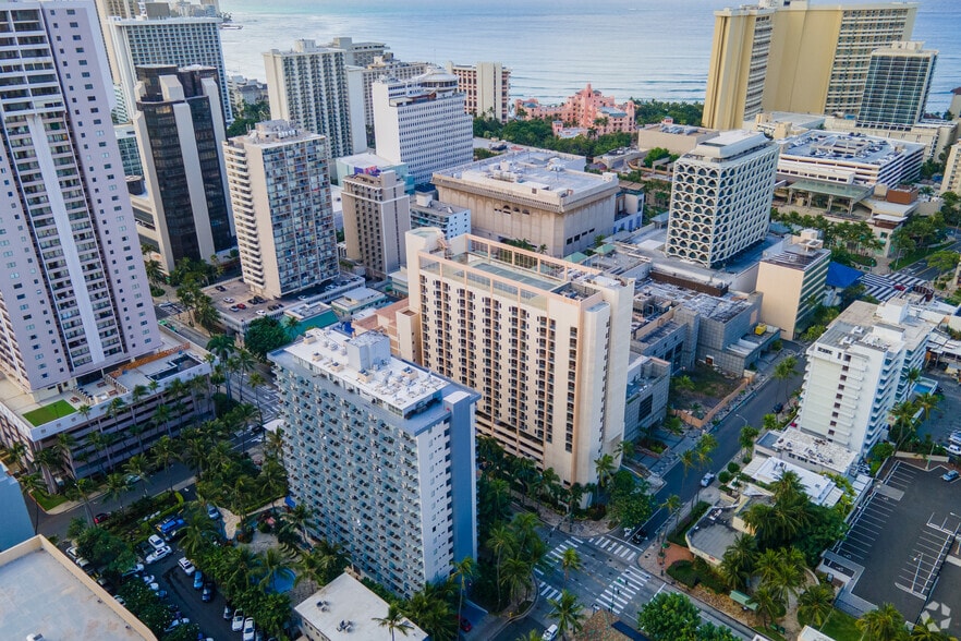 More Photos Of 2211 Kuhio Ave, Honolulu Hospitality For Sale