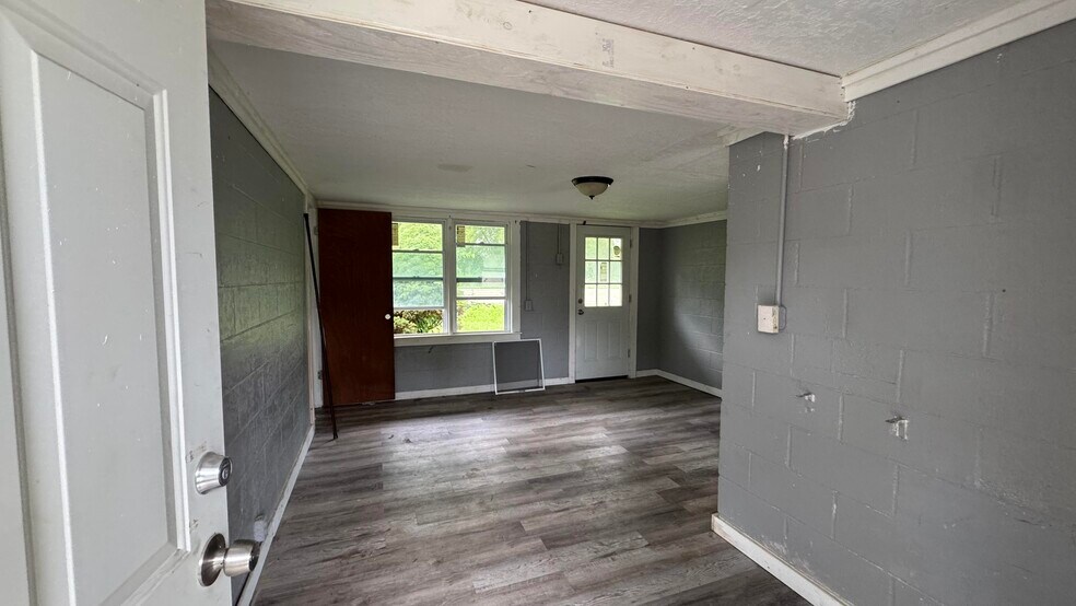 More Photos Of 19051 13th St, Fulton Apartments For Sale