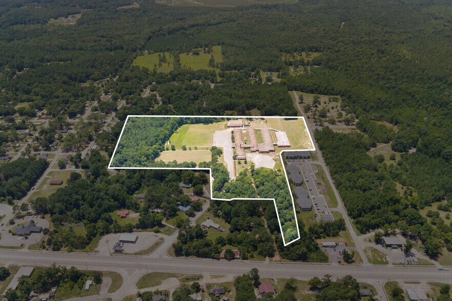 More Photos Of 220 Landrum Dr, Millen Schools For Sale