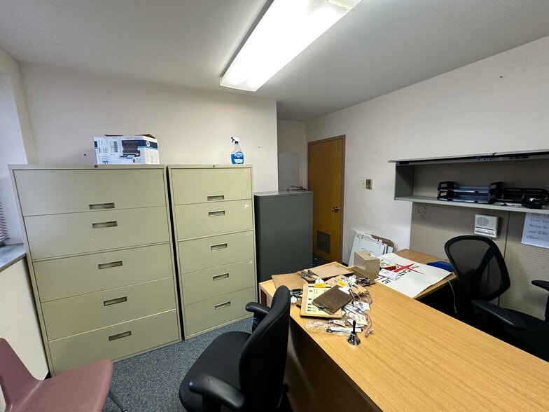 More Photos Of 1400 S Austin Blvd, Cicero Shelter For Sale